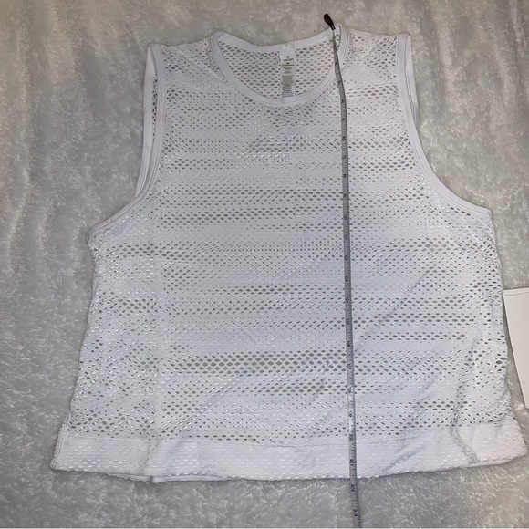 Lululemon Sweat Your Heart Out Tank White Size 10 - Picture 15 of 16